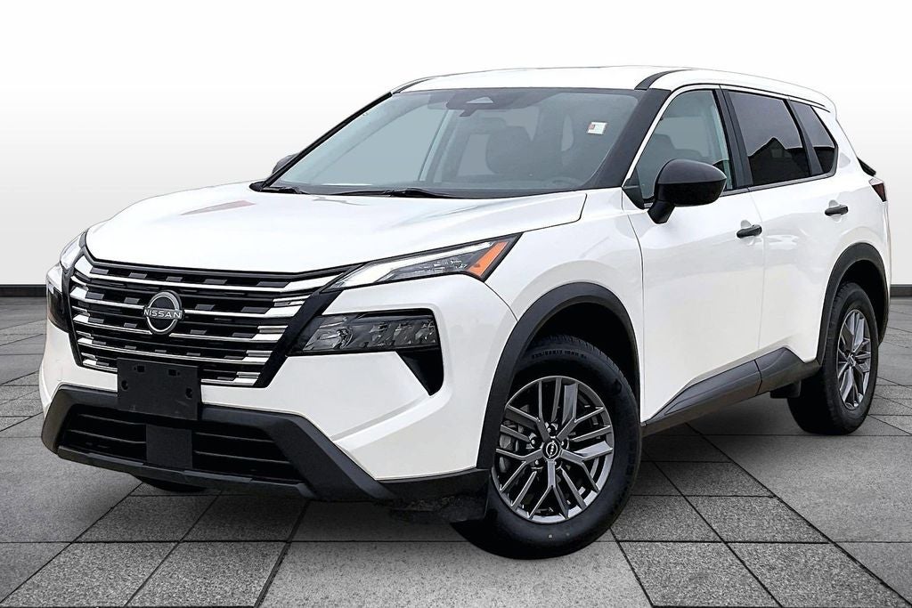 2024 Nissan Rogue S FWD's photo