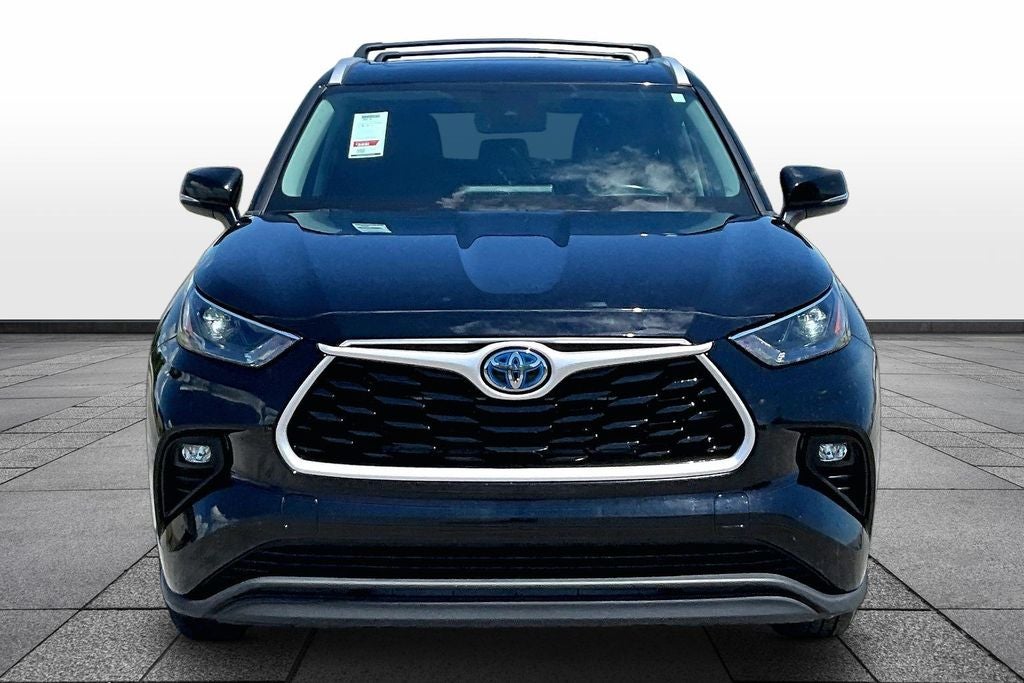 2022 Toyota Highlander Hybrid XLE