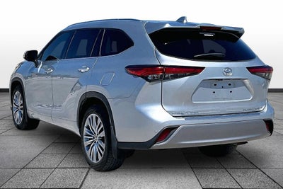 2023 Toyota Highlander Platinum