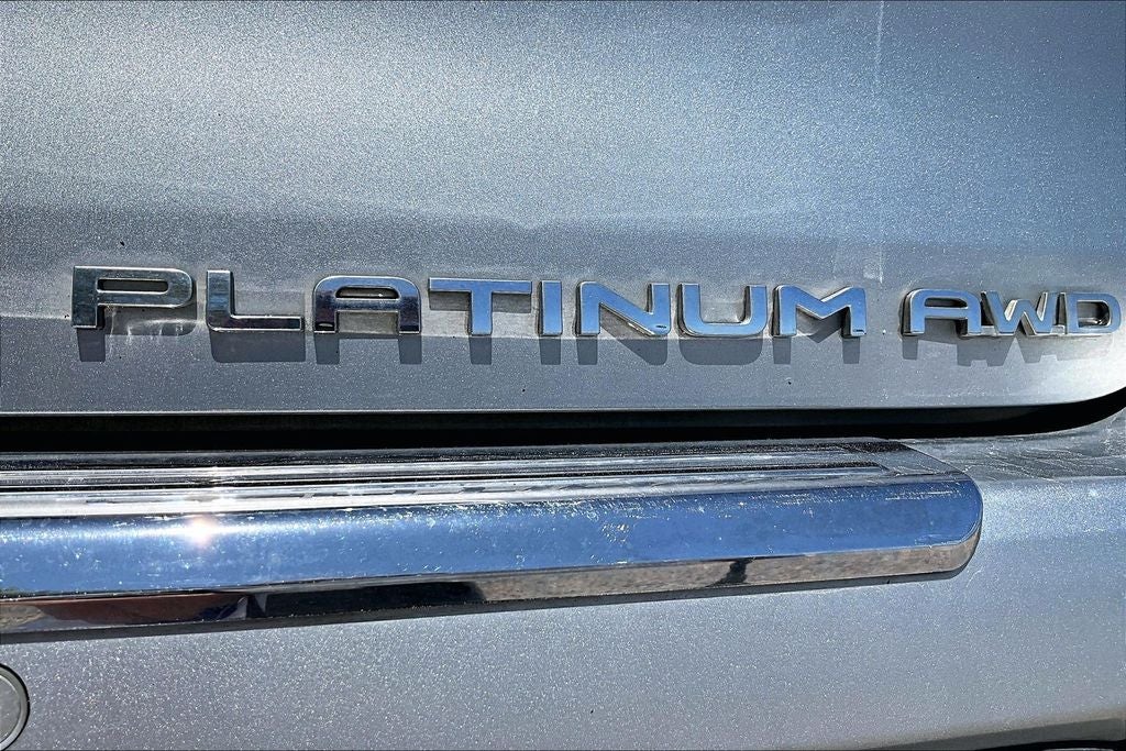 2023 Toyota Highlander Platinum