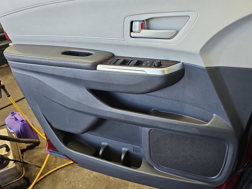 2024 Toyota Sienna LE 8 Passenger