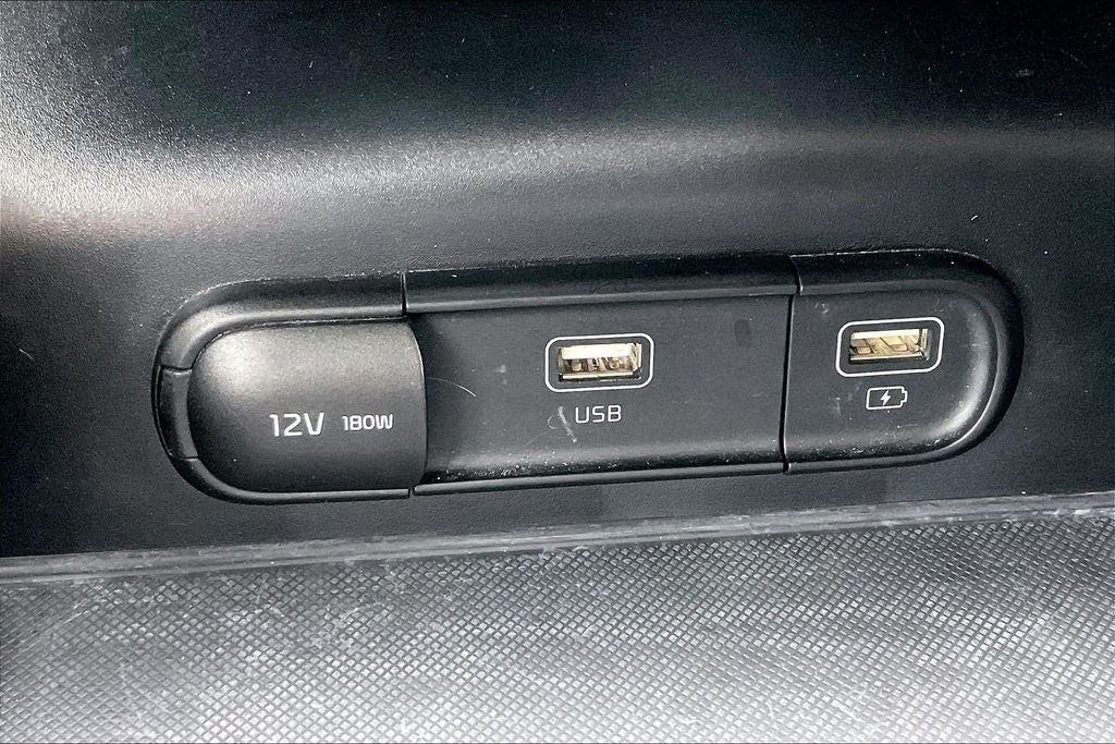 2022 Kia K5 EX