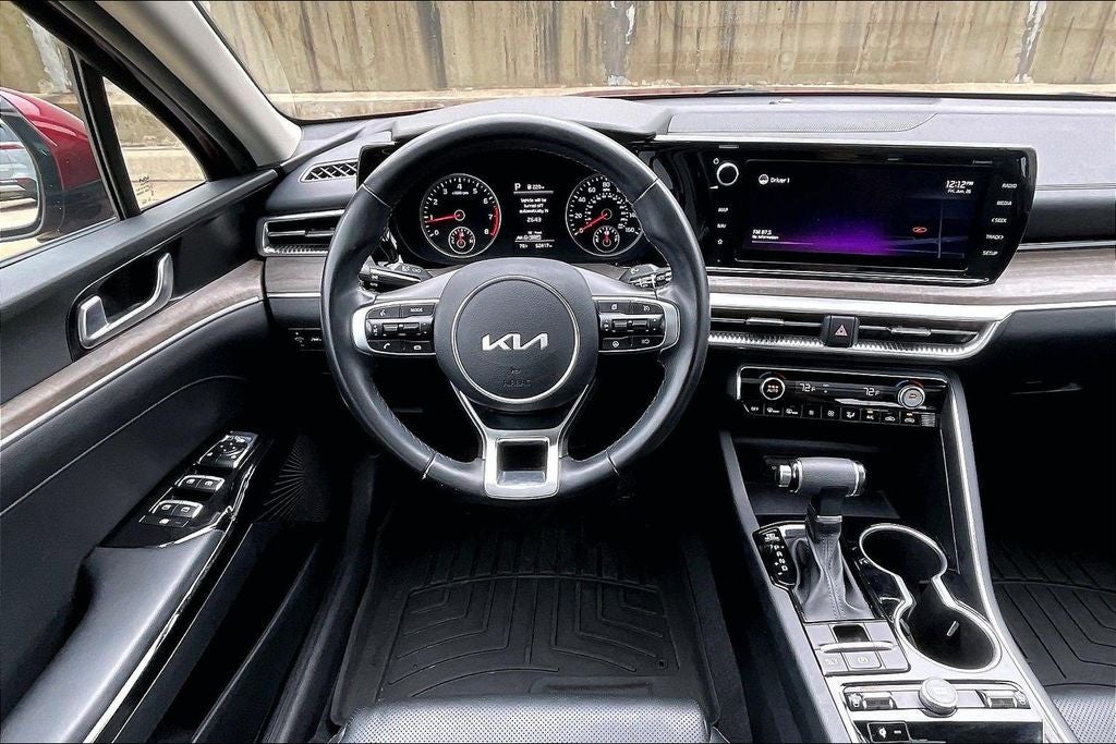 2022 Kia K5 EX