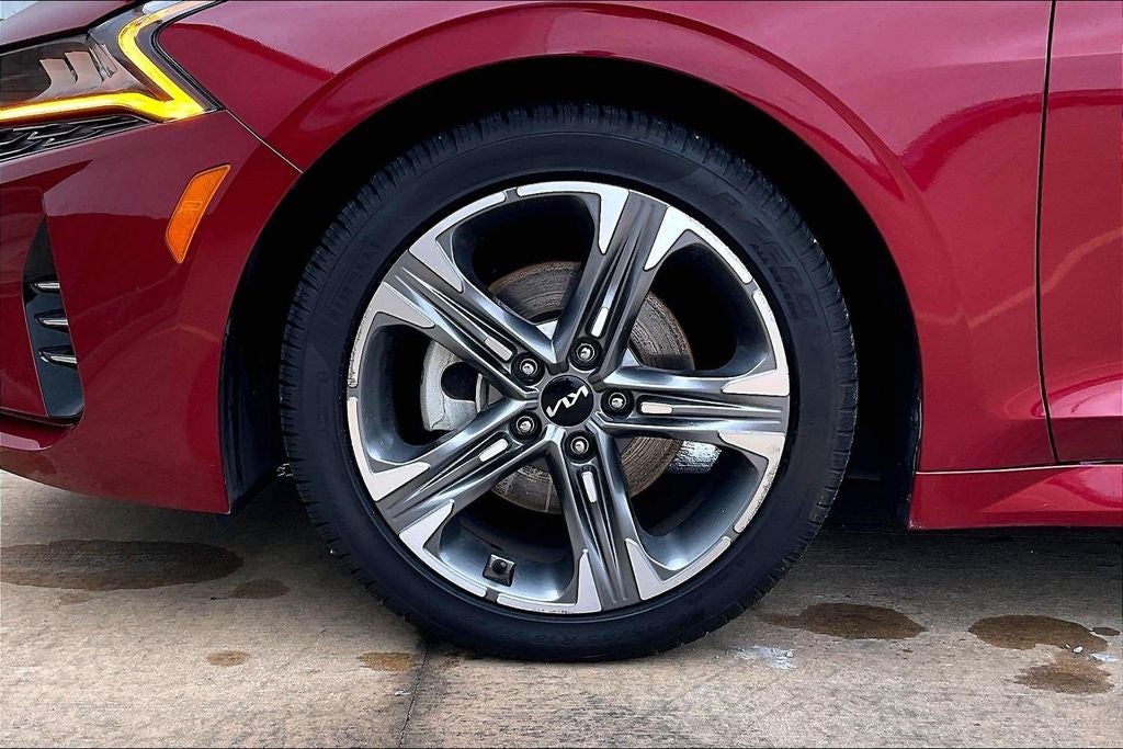 2022 Kia K5 EX