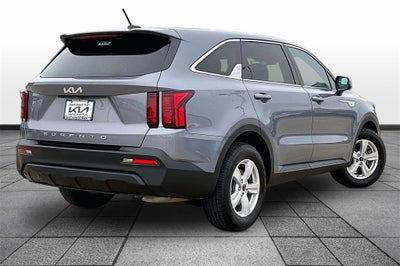 2022 Kia Sorento LX
