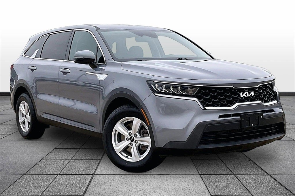 2022 Kia Sorento LX
