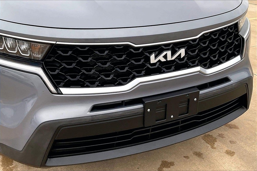 2022 Kia Sorento LX