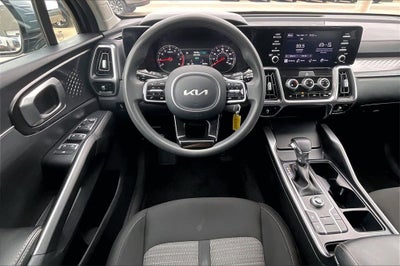 2022 Kia Sorento LX