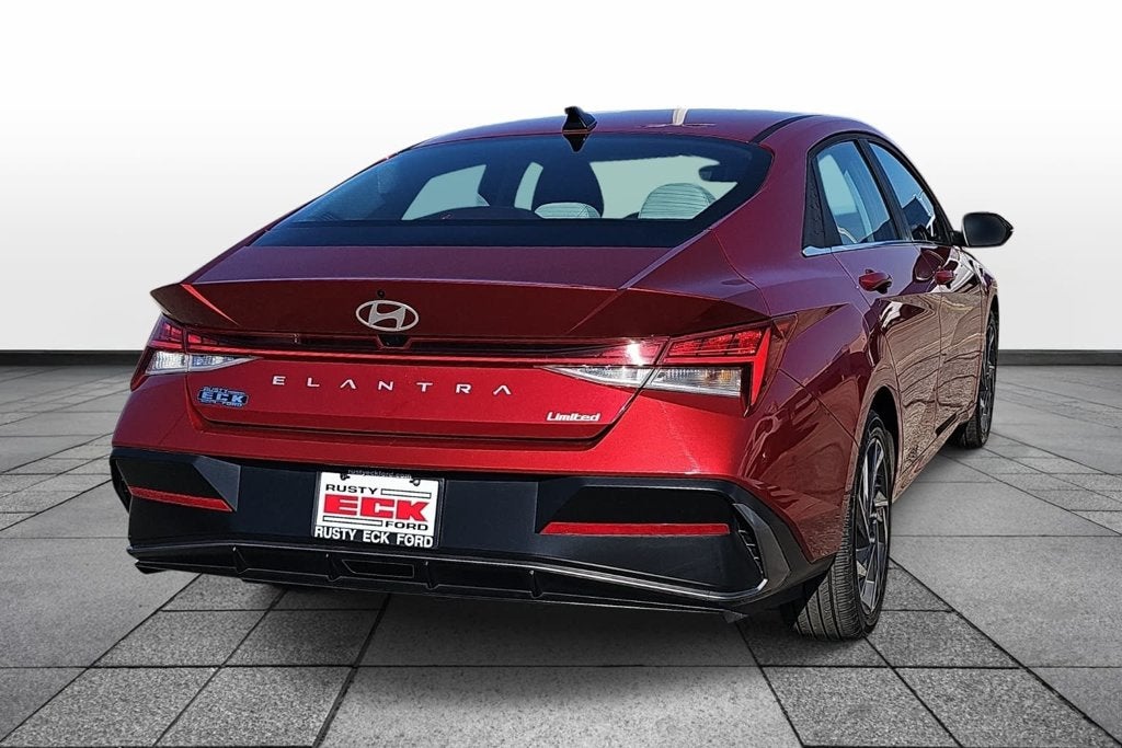 2025 Hyundai Elantra Limited