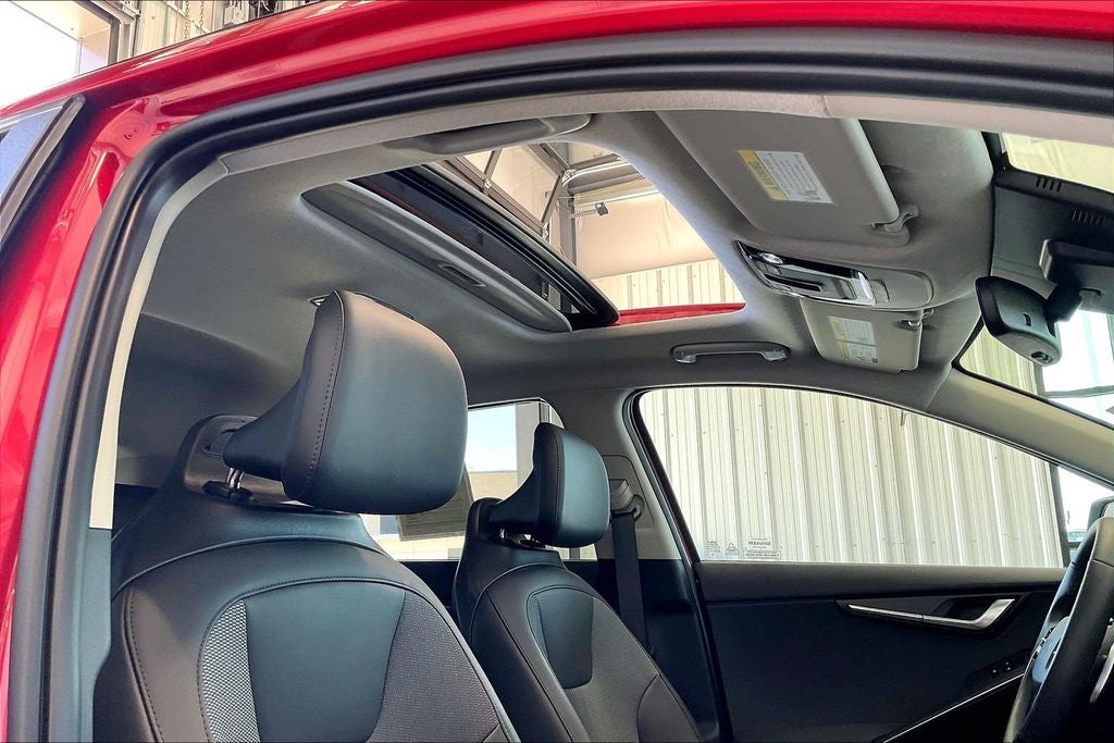 2025 Kia Niro EX Touring