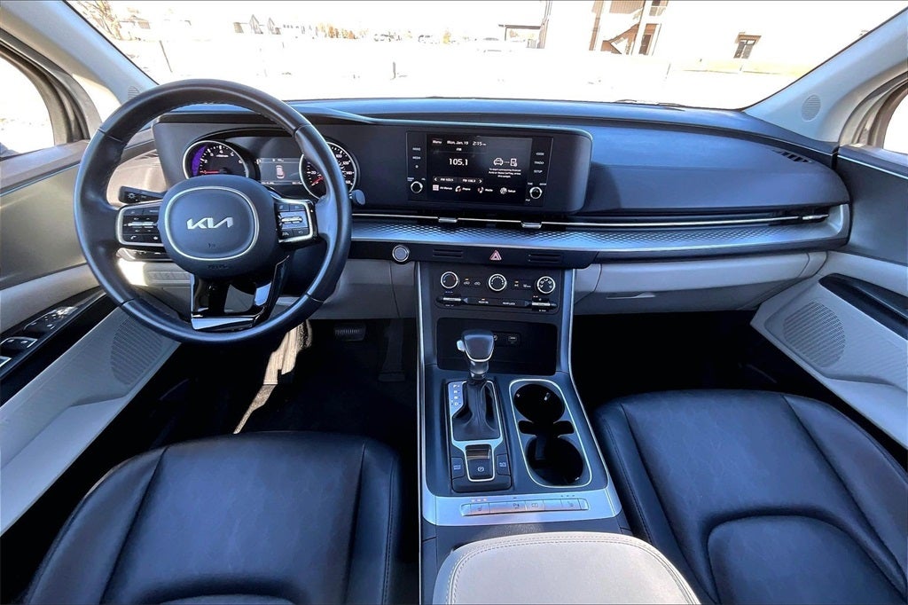 2024 Kia Carnival LX