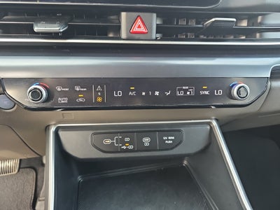 2025 Kia Carnival LXS