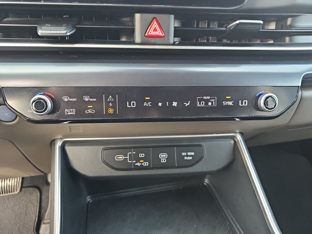 2025 Kia Carnival LXS