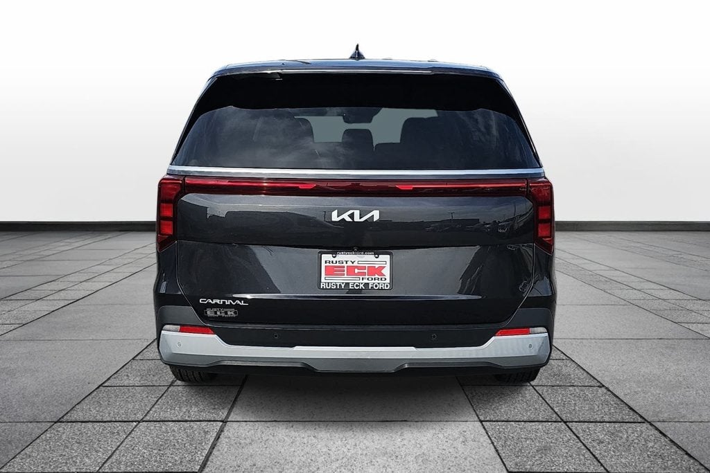 2025 Kia Carnival LXS