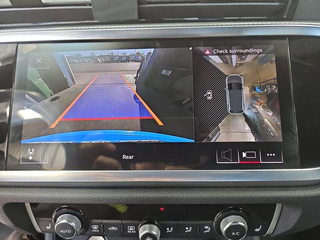 2019 Audi Q3 2.0T Prestige S line quattro