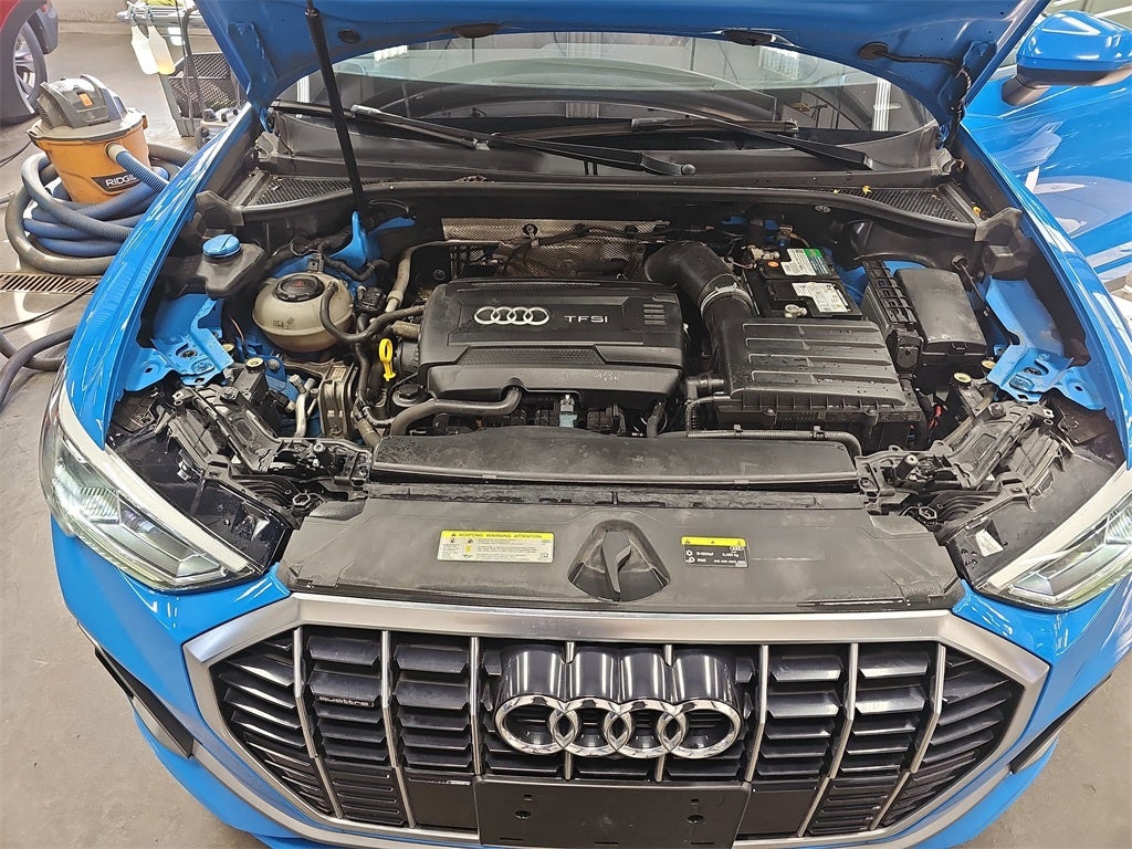 2019 Audi Q3 2.0T Prestige S line quattro