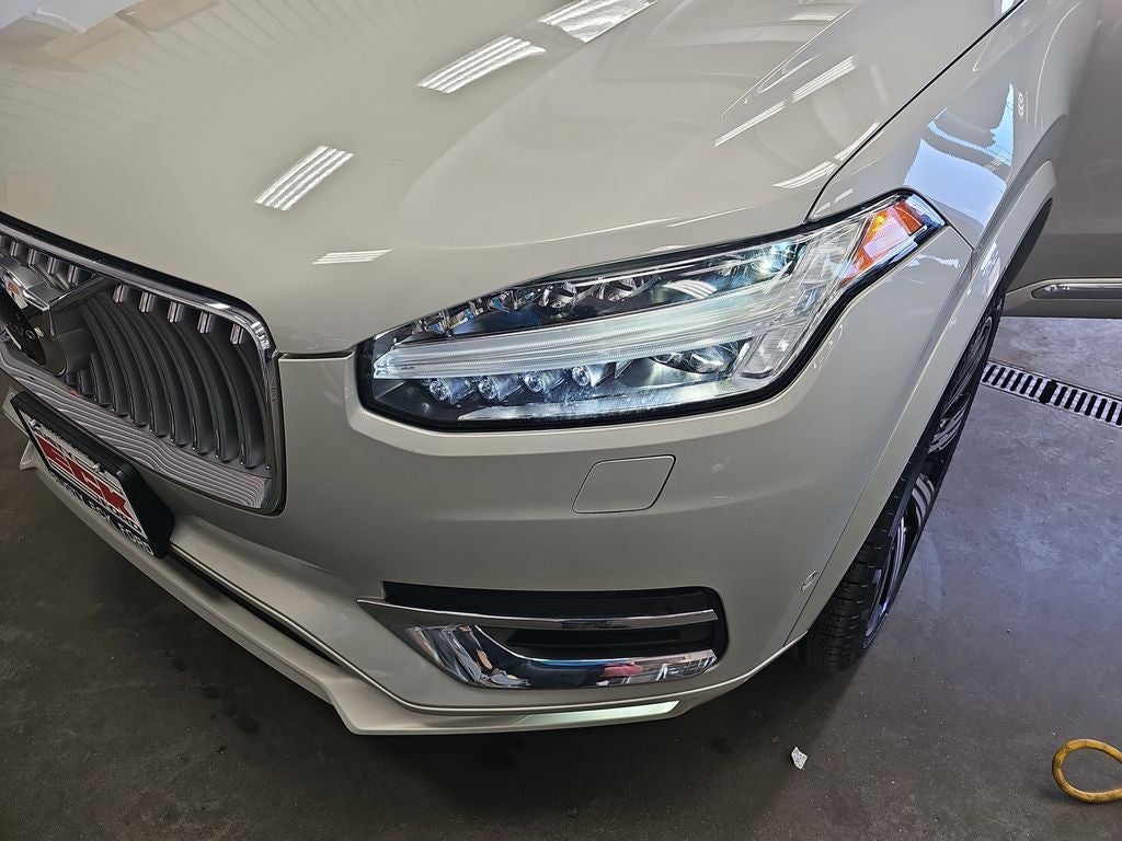 2022 Volvo XC90 T6 Inscription